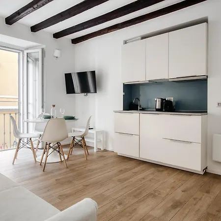Just Urban Stays - Nice Apartment - Corso Genova Milan