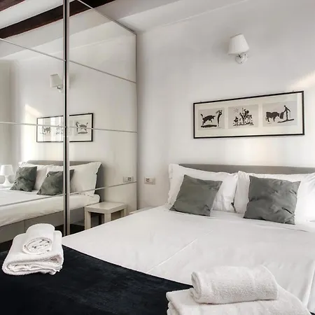 Appartement Just Urban - - Corso Genova Milaan