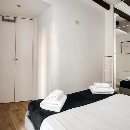 Apartment Just Urban Stays - Nice Apartment - Corso Genova