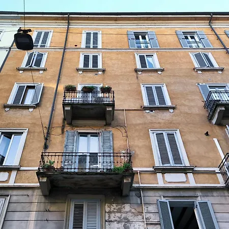 Just Urban - - Corso Genova * Milan